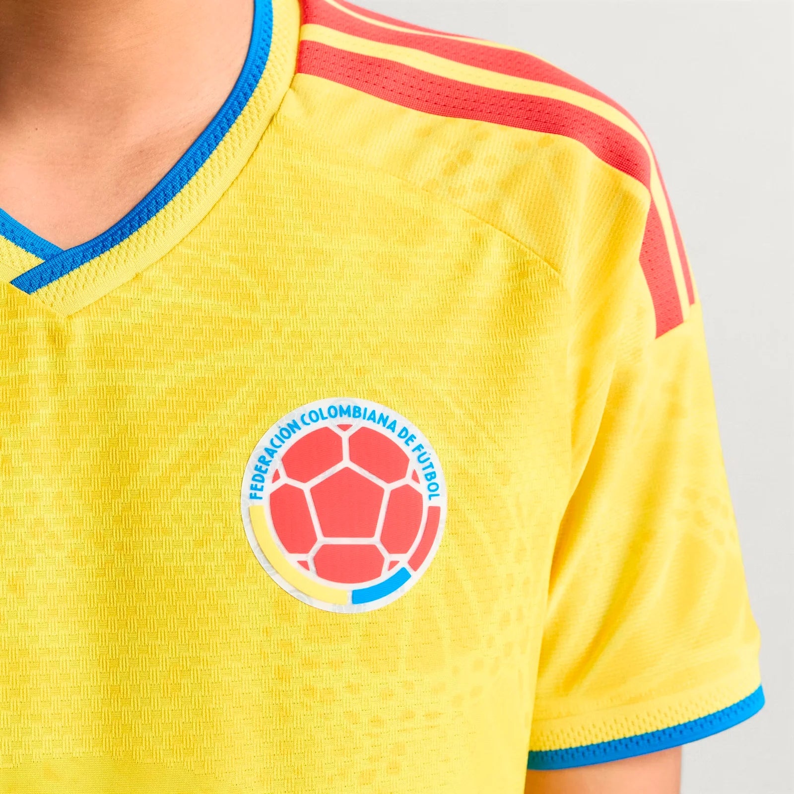 Camiseta Colombia Edición Jugador Premium | Logo Encauchetado